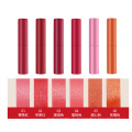 Cosmetics Lipgloss Kosmetisches Make-up Flüssiger Lippenstift